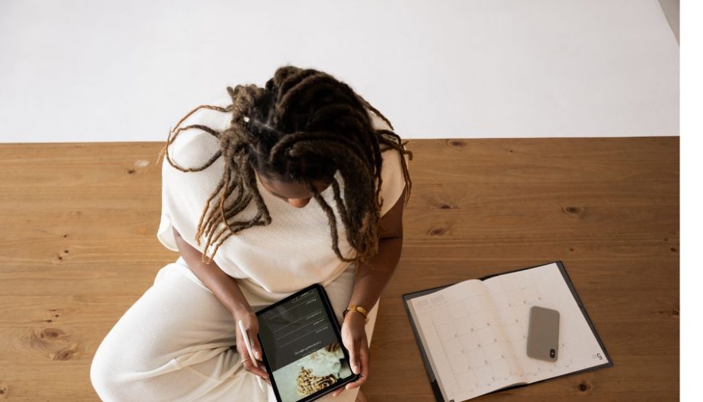 70% meiner 9.-Klässler*innen sehen KEINE Musik in ihren Social-Media-Feeds. Jede*r lebt in einer eigenen algorithmischen Blase. Was das für Bildung bedeutet und wie wir damit umgehen können